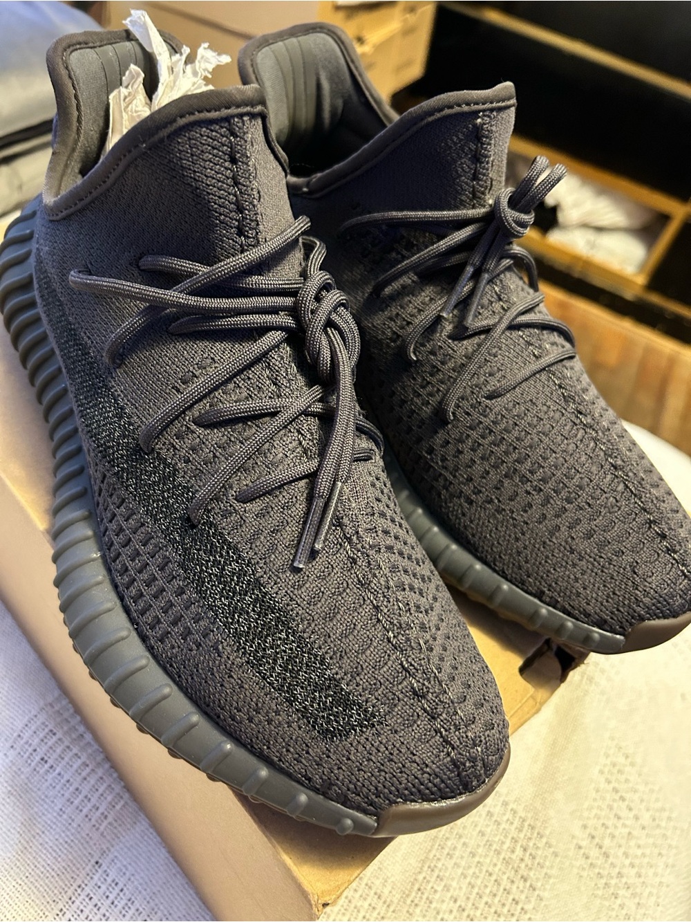 β¨ #Exclusive #Yeezy #350 #Galaxy #Cinder #Size 10 1/2 #NoBox #LikeNew - Picture 10 of 10